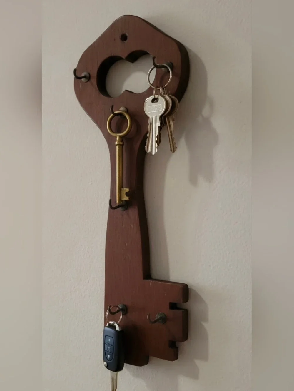 Vintage Wood Skeleton Key Wall Decor Key Holder Rack Mid Century Retro 13.5”